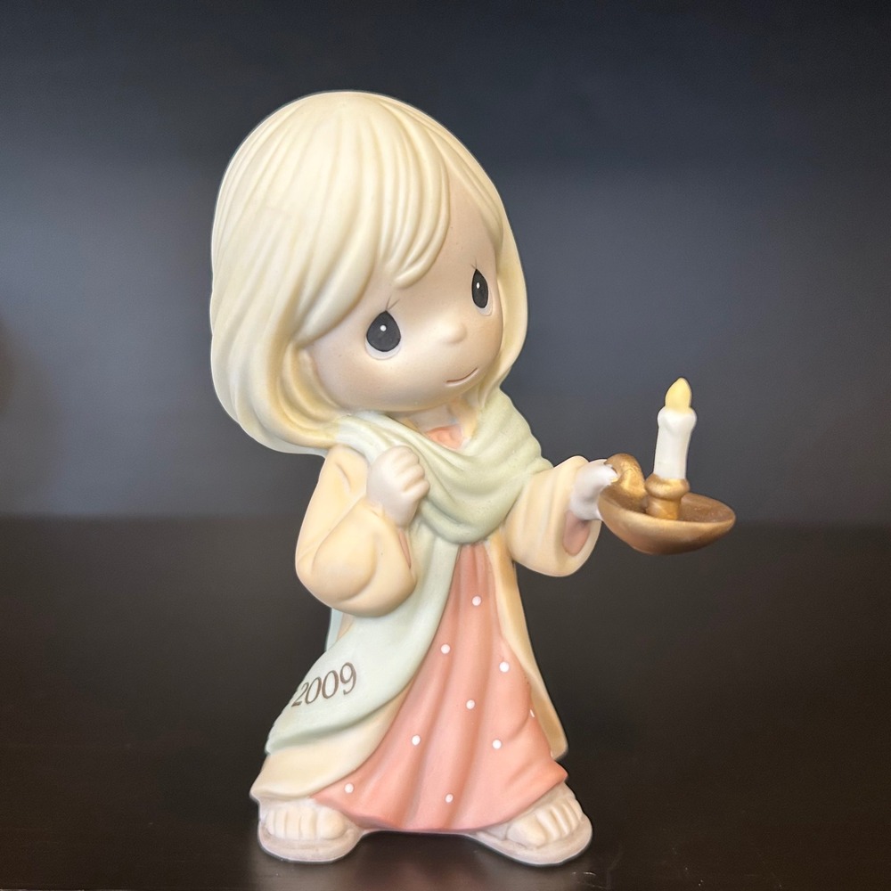 Precious Moments May Your Faith Light The Way 2009 Girl Candle Figurine 910001